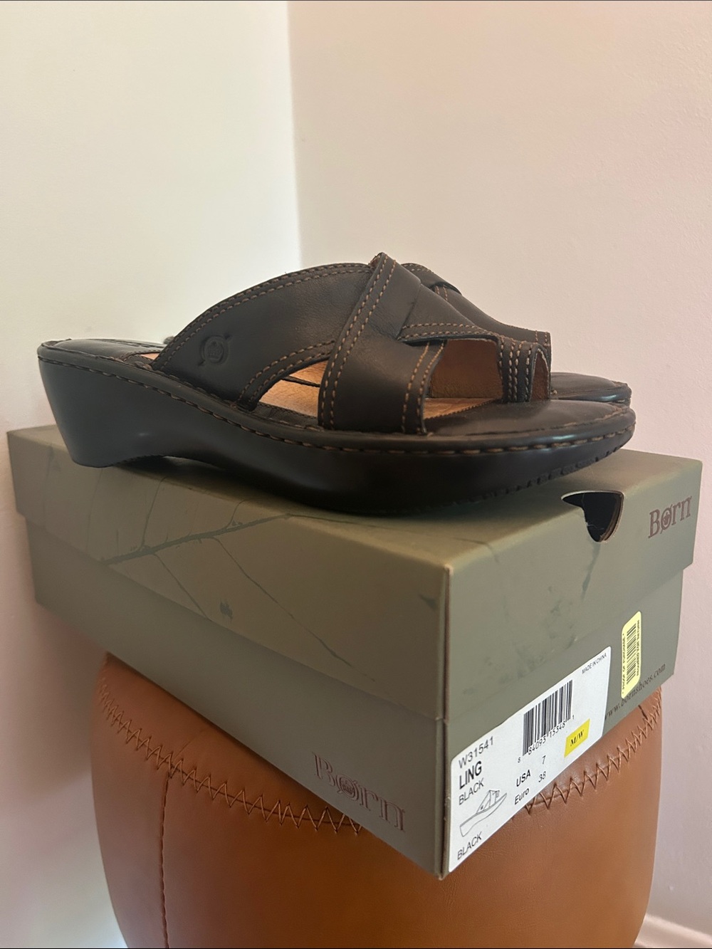 Born Black Leather Womens  Slide Sandal